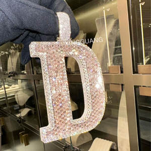 कस्टम कैपिटल लेटर डी पेंडेंट पास डायमंड टेस्ट रा मोइससानाइट 925 स्टर्लिंग सिल्वर पार्टी उपहार फैशन पेलेंट गहने - Product Image 1