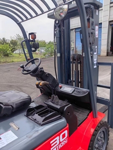 Heli-Chariot élévateur électrique d'occasion de 3 tonnes, manipulateur de matériel industriel à batterie, performant et fiable, prêt à l'emploi - Product Image 6