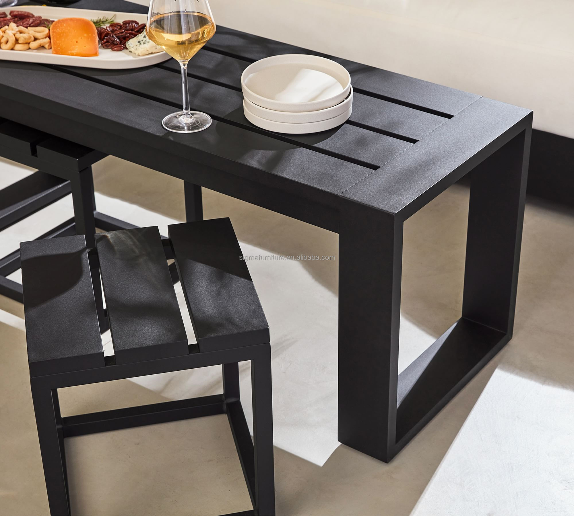 Outdoor garden all weather furniture portable metal aluminum side coffee table with 2 aluminum stools whole set for sale
