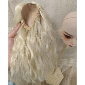 Venta caliente precio barato 1/3 1/4 fibra sintética oro agua onda Bjd muñeca <span class=keywords><strong>pelucas</strong></span> realistas hechas a máquina <span class=keywords><strong>pelucas</strong></span> <span class=keywords><strong>de</strong></span> pelo para <span class=keywords><strong>niñas</strong></span> - Product Image 5