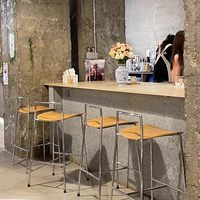 Tabourets de bar sans accoudoirs en bois de style industriel d'inspiration nordique pour cafés, réceptions, comptoirs d'îlots et chaînes de magasins