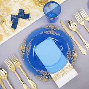 Ensemble de vaisselle jetable : Assiettes blanches à bords dorés, verres à vin en plastique rigide PS, design gaufré, doré sans poussière, style classique - Product Image 2