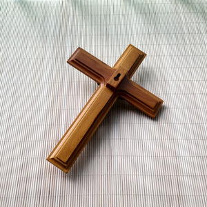 Komi 2024 New Multi-Hai Lớp Rắn Sồi Với Vàng Phụ Kiện Gỗ Chữ Thập Chúa Giêsu Tường Treo Đồ Trang Trí - Product Image 5