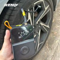 Gonfleur de pneus facile à utiliser avec démarrage à une touche et arrêt automatique pour un gonflage rapide des pneus de voiture sur route avec kit d'accessoires complet