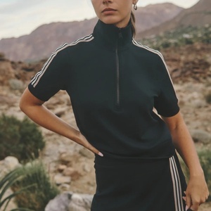 Conjunto de tenis para mujer personalizado con sudadera de media cremallera, top de golf de manga larga elástico de cintura alta suave y sudadera con estampado frontal en la cintura - Product Image 3