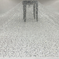 Nouveau tissu brocart 100 % acrylique résistant à l'abrasion, brodé de paillettes mixtes florales 3+7mm et de grosses perles à bulles 4/6/8mm