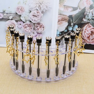 핫 세일 휴대용 크라운 일회용 마스카라 지팡이 휴대용 속눈썹 연장 도구 플라스틱 및 나일론 속눈썹 브러쉬 튜브 - Product Image 6