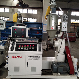 Machine extrudeuse de plastique 11KW SJ-50/28 pour la fabrication de diffuseurs de lumière LED en PC, de profilés de tube d'abat-jour inférieur - Product Image 6
