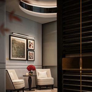 Meubles de maison modernes haut de gamme personnalisés, armoires en bois pour villas de luxe - Product Image 4