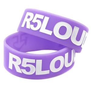 สายรัดข้อมือซิลิโคนกันน้ำพิมพ์โลโก้ตามสั่ง สำหรับงานแต่งงานและสร้างแบรนด์ - Product Image 4