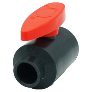 Válvula de PVC compacta Kansaikako resistente a la corrosión con conexiones de soldadura por disolvente, modelo P21 13A, tamaño de puerto, origen Japón - Product Image 1