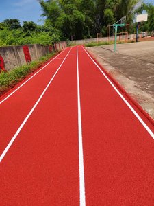 Suelo deportivo de alto rendimiento INOLP, pista de correr permeable al aire con cojín multicapa para una fricción óptima para la exportación - Product Image 4