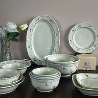 Assiettes à dîner vintage de style français, douces et de style victorien, avec motifs végétaux ; Assiettes à dessert en céramique de haute qualité, de style occidental, du milieu du siècle.