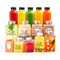 Vente en gros de bouteilles à boisson carrées transparentes en PET, réutilisables, avec bouchon noir pour jus et thé glacé