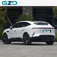 Véhicule Électrique Économique 2025 Changan Avatr 11 SUV Chinois de Haute Qualité avec une Autonomie de Plus de 700 km et une Puissance Moteur de 300 kW