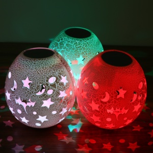 เครื่องฉายแสงเลเซอร์ LED สีสันสดใสสำหรับงานปาร์ตี้คริสต์มาสแก้วทัมเบลอร์รีโมทคอนโทรลระบบสัมผัสแบบ LED ปีใหม่2024 - Product Image 1