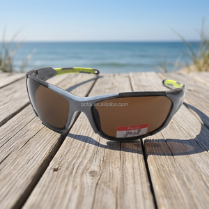 Lunettes de soleil unisexes durables et confortables avec verres dégradés, monture en acétate de PC, options multicolores, marque OEM - Product Image 3