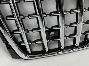 Kit de Conversión de Parrilla Delantera para Auto con Soporte, Parrilla Delantera Nueva de Alta Calidad a <span class=keywords><strong>Precio</strong></span> de Mayoreo para <span class=keywords><strong>Audi</strong></span> <span class=keywords><strong>A8</strong></span>, Actualización a Horch - Product Image 3