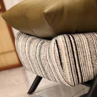 Fauteuil de détente moderne, canapé individuel, fauteuil rembourré, siège d'appoint, structure en bois, pieds en métal pour salon, hôtel, appartement