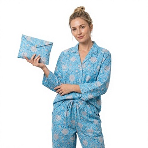 Ensemble de pyjama pour femmes en coton biologique élégant, imprimé à la main, taille élastique, motif floral, robe de nuit, vêtements de nuit d'été - Product Image 1
