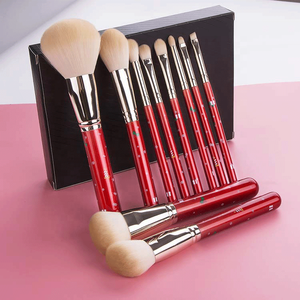 Ensemble de <span class=keywords><strong>pinceaux</strong></span> de maquillage de Noël rouge cosmétique professionnel de haute qualité - Product Image 4