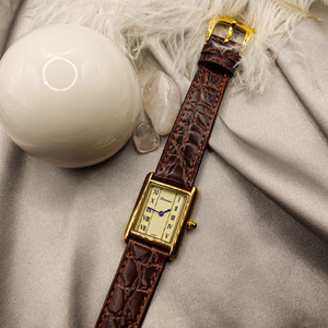 <span class=keywords><strong>Orologio</strong></span> da <span class=keywords><strong>Donna</strong></span> al Quarzo di Lusso con <span class=keywords><strong>Cinturino</strong></span> in Vera <span class=keywords><strong>Pelle</strong></span> <span class=keywords><strong>Vintage</strong></span>, Quadrante Sottile da 6mm con Numeri Romani Premium - Product Image 1