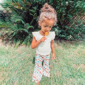 Wholesale New Boutique Baby <b>Girl</b> Valentine's Day Printing Knitted Ruffle Hem <b>Flared</b> Waterproof Breathable Full Length Bell Pants - Product Image 4
