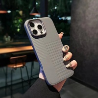 Série Skin Sense 16, design rétro de haute qualité pour le modèle 13 Pro Max, grandes quantités, dernière nouveauté, protection antichoc