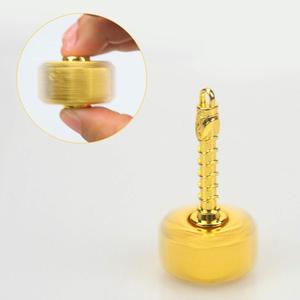 <span class=keywords><strong>Quake</strong></span>-llavero de martillo lADHD EDC para niños y adultos, antiansiedad juguete, juguetes para aliviar el estrés, giroscopio con la yema del dedo - Product Image 5