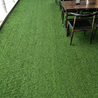Gazon synthétique artificiel coloré, tapis de pelouse artificielle pour jardin d'enfants, école, terrain de sport, terrain de football, vente en gros d'usine