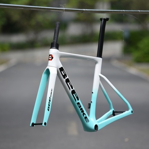 Cadre de vélo de route BeeBIKE RBCV2010 700C entièrement en carbone poli, câblage interne dissimulé, fixation plate pour freins à disque, <span class=keywords><strong>axe</strong></span> traversant, cadre léger - Product Image 1