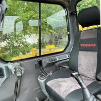 Mini-excavatrice hydraulique Volvo EC55D d'occasion, modèle original Volvo, à action fluide, idéale pour le terrassement de fondations de maisons dans des espaces étroits – Meilleure vente