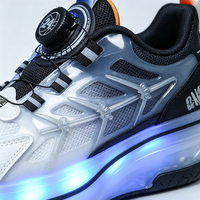 Chaussures à roulettes LED pour enfants, rechargeables, lumineuses, à double roue automatique, baskets unisexes pour garçons et filles, patinage en plein air, Ruidongle