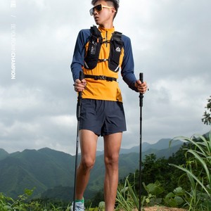 ไม้เท้าเดินป่าแบบพับได้ Onijie Ultralight Carbon Trekking Poles ขนาด 105 ซม.-120 ซม. สำหรับวิ่งเทรล ปีนเขา และเดิน - Product Image 3