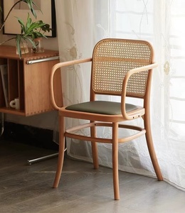 Sedia da Pranzo in Legno e Rattan Fatta a Mano, Sgabello Alto in Legno Antico da Produttore Indonesiano per Arredamento Casa, <span class=keywords><strong>Bar</strong></span> e Appartamenti - Product Image 1