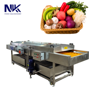 Machine de nettoyage à rouleaux parallèles commerciale |   Ligne de production de pelage et de nettoyage des racines, des pommes de terre, des patates douces et des <span class=keywords><strong>carottes</strong></span> - Product Image 5