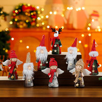 Décorations suspendues pour arbre de Noël, Père Noël en peluche, bonhomme de neige, renne, gnome, poupées décoratives, cadeaux et souvenirs de fête de Noël