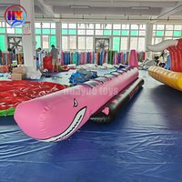 Bateau gonflable de type requin à 8 places en PVC robuste, à tube unique, avec logo et couleur personnalisés, pour activités de groupe en parc aquatique.