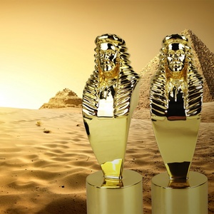 Trophée pour le Qatar Golden Trophy Figurine en métal Petites statues en métal Statue en or 24 carats Sculpture avec carte de l'Afrique - Product Image 4