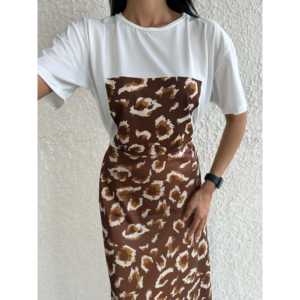 Camiseta Básica de Mujer con Estampado de Leopardo, 100% Algodón Jersey, Manga Corta, Corte Regular - Product Image 3