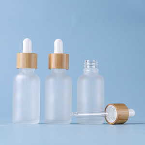 Flacon compte-gouttes en verre transparent givré 10ml 30ml 60ml 100ml avec bouchon en bambou pour huiles essentielles, gouttes pour les yeux, sérum de soin de la peau, écologique - Product Image 3