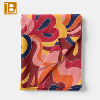 Tissu personnalisé BILU de luxe à imprimé numérique géométrique multicolore, 100% coton suisse pour vêtements AB061