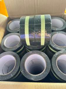 เทป PVC กันลื่นกันลื่นแถบสะท้อนแสงสำหรับติดสนามบินกันรอยฉุดสีดำไวต่อแรงกดร้อนละลาย - Product Image 3