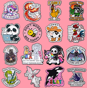 En gros, badges de revers en métal et épingles en émail souple, motifs animaux amusants (mèmes) avec courtes phrases, incluant <span class=keywords><strong>chat</strong></span> et raton d'Amérique Kawaii, pour fabricants - Product Image 1