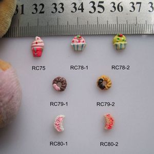30 pcs/sac 3D DIY Cartoon Nail Art Décorations Résine Cupcake Ice Cream Moon Sticker-Accessoires de style populaire en plastique Slime - Product Image 2