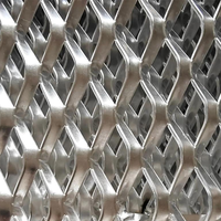 Panneau de treillis métallique expansé en acier au carbone robuste haute résistance pour grille de passerelle, couvercle de drainage et barrière de sécurité