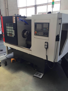 Tour à commande numérique CNC TCK 6336 à banc incliné - Product Image 3