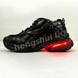 Chaussures de sport LED lumineuses à embout d'acier, lacets, tige en PVC légère, chaussures de course tendance pour hommes et femmes, décontractées, toutes saisons - Product Image 4