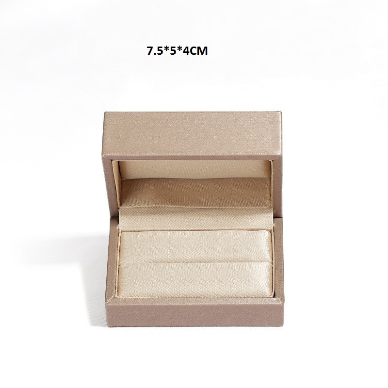 gold double ring box