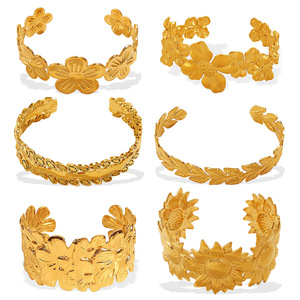 <b>Flower</b> <b>Bracelet</b> Stainless Steel Plated 18K Gold Women's Party Jewelry High End Fashion Accessory - Product Image 5